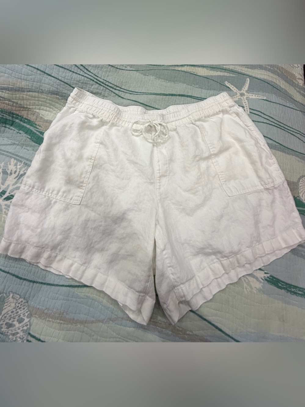 Lands’ End Women’s White 100% Linen Drawstring Shorts 🤍